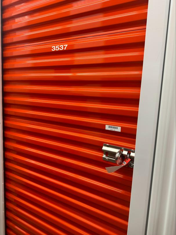 Storage Unit Auction in Newark, NJ at Uhaul of Newark (Orange street